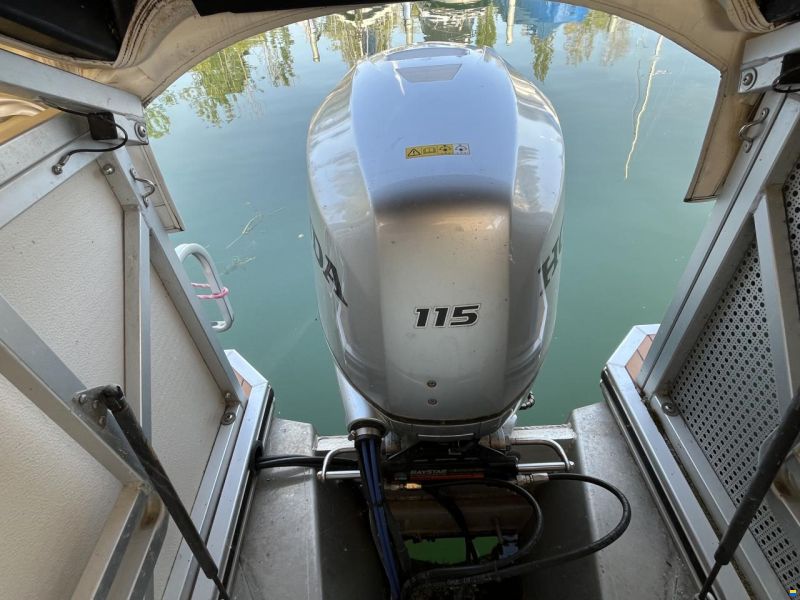 Harris FloteBote Sunnliner 240