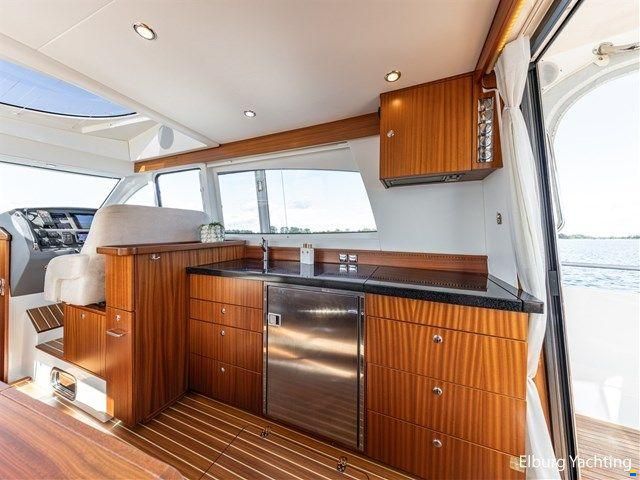 Nimbus 405 Flybridge