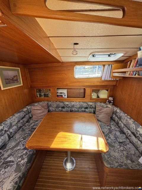 Nauticat 33