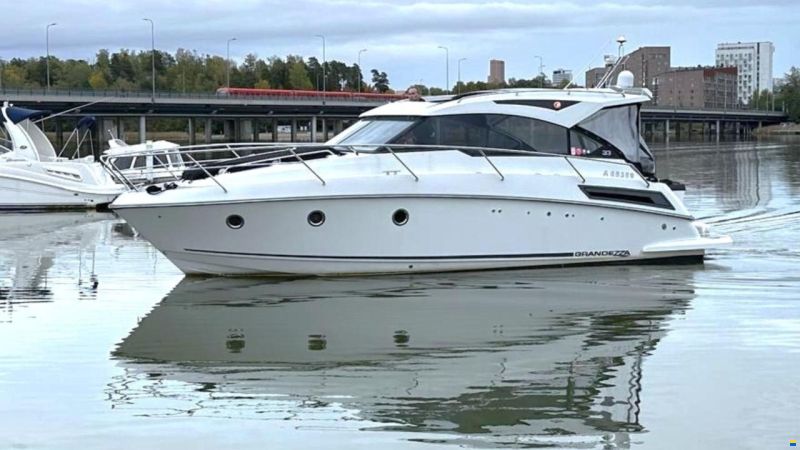 Grandezza 33 OC