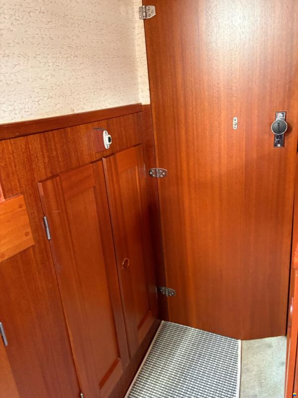 Hallberg-Rassy 352