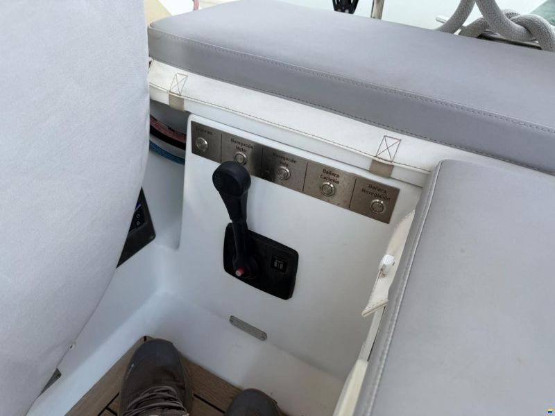 Hanse 385