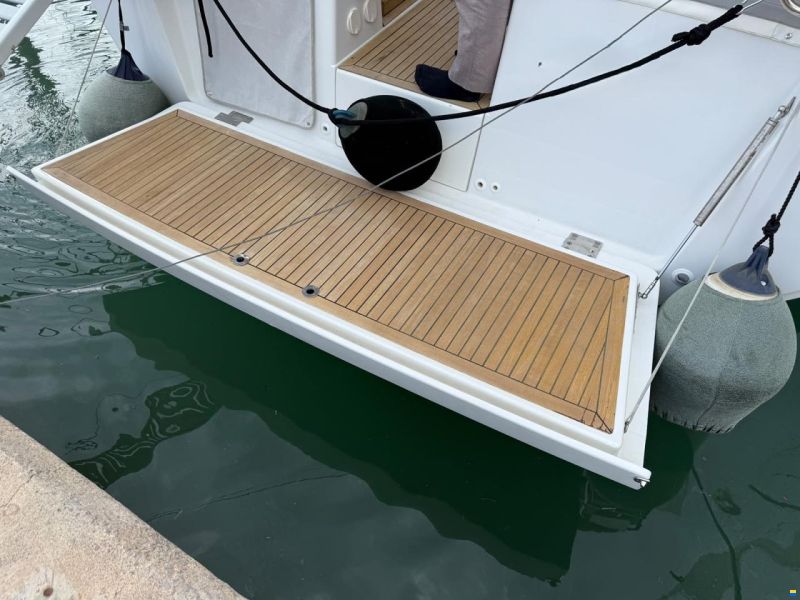 Hanse 385