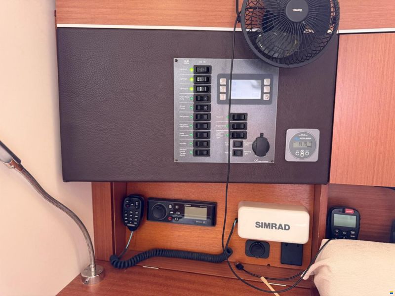 Hanse 385