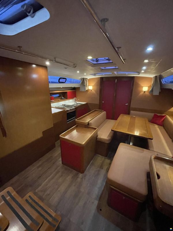 Beneteau Oceanis 50 Family
