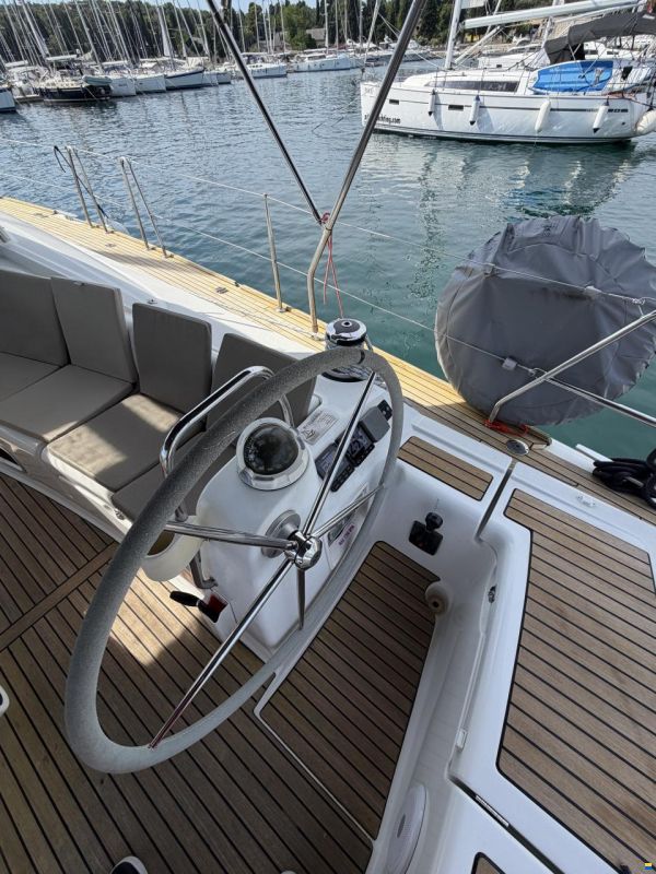 Beneteau Oceanis 50 Family