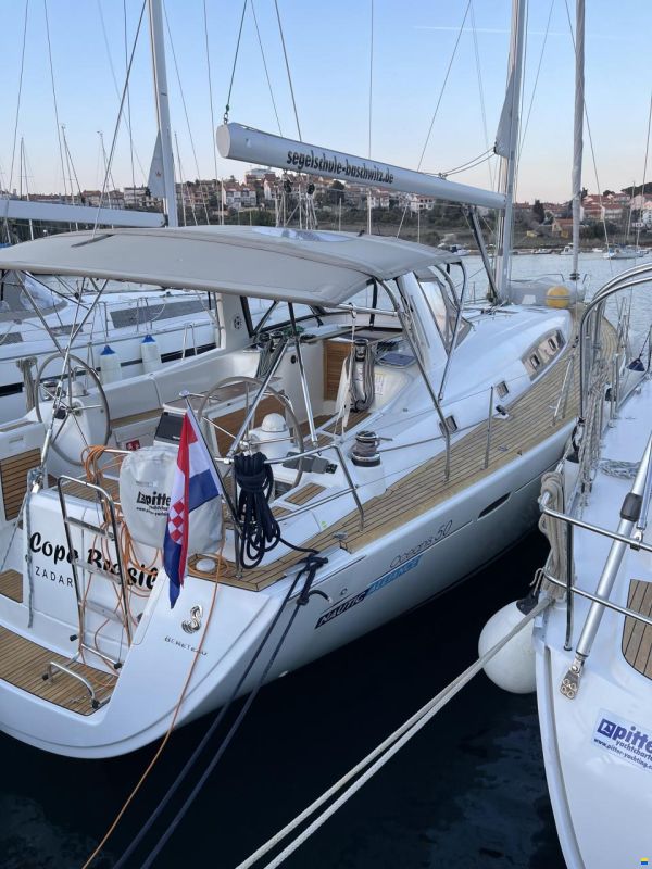 Beneteau Oceanis 50 Family