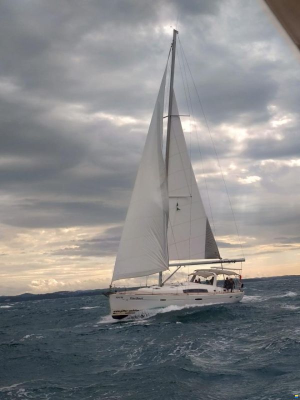 Beneteau Oceanis 50 Family