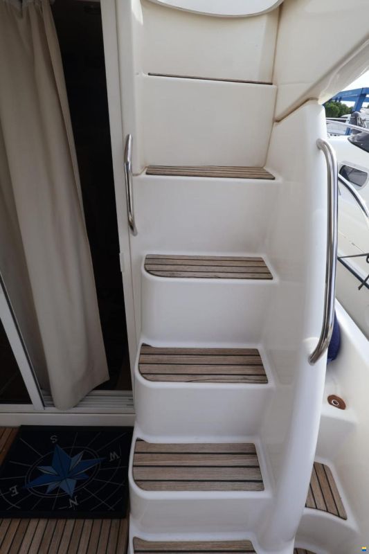 Jeanneau Prestige 32 Fly