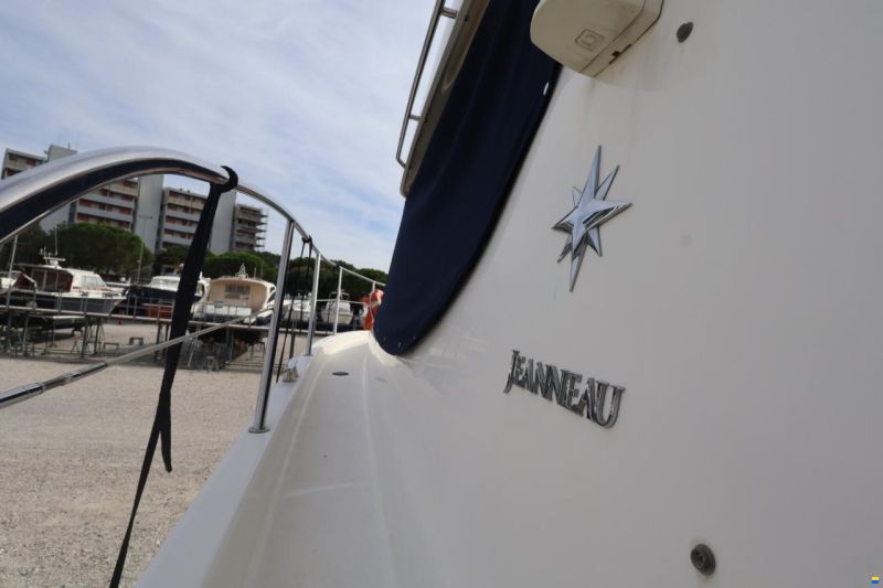 Jeanneau Prestige 32 Fly