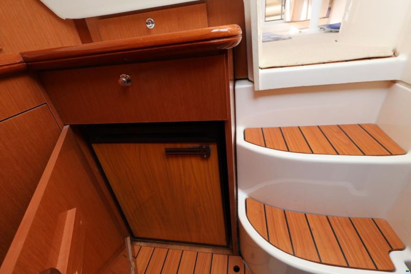 Jeanneau Prestige 32 Fly