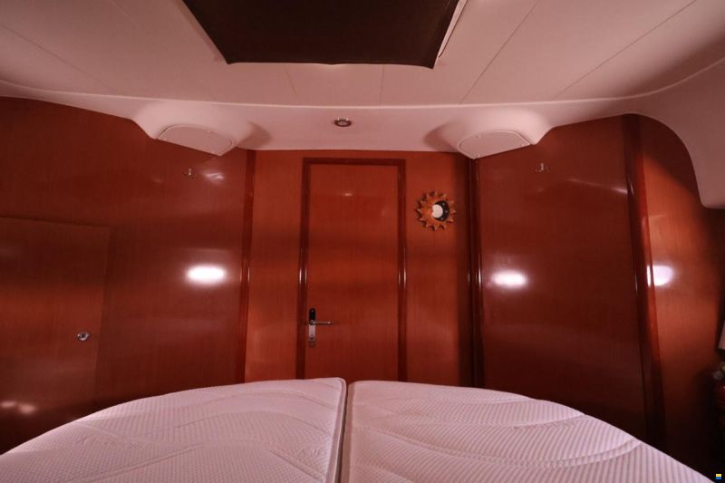 Jeanneau Prestige 32 Fly