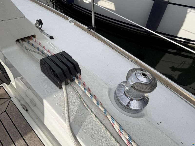 Impact Yachts 37