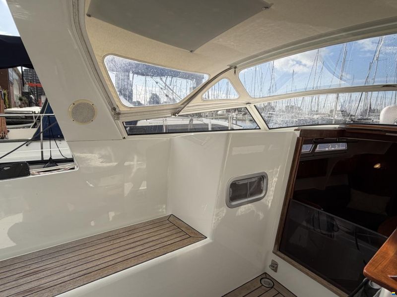 Impact Yachts 37