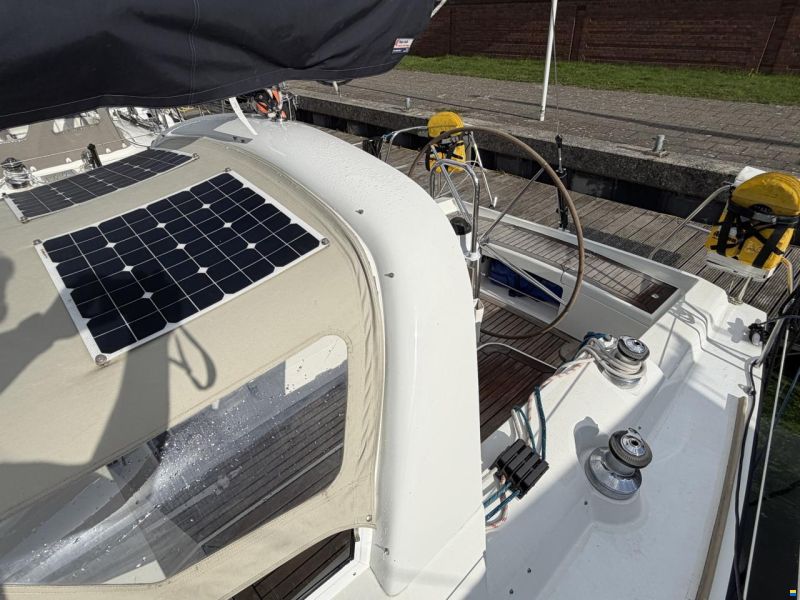 Impact Yachts 37