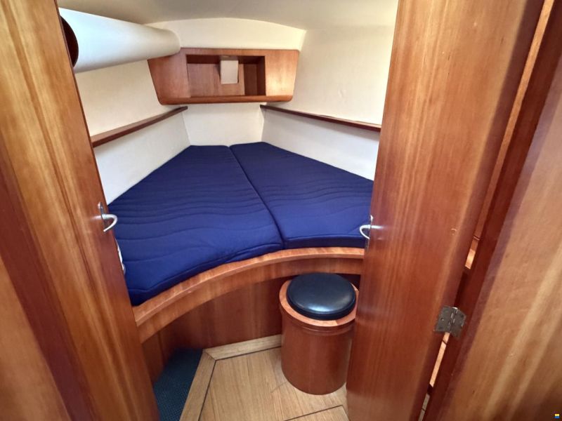 Impact Yachts 37