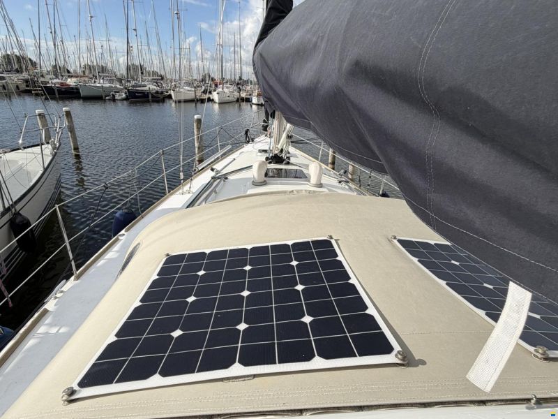 Impact Yachts 37