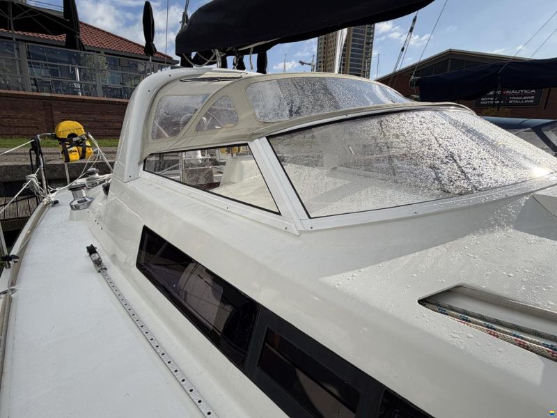 Impact Yachts 37