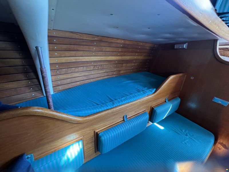 Nautors Swan 37