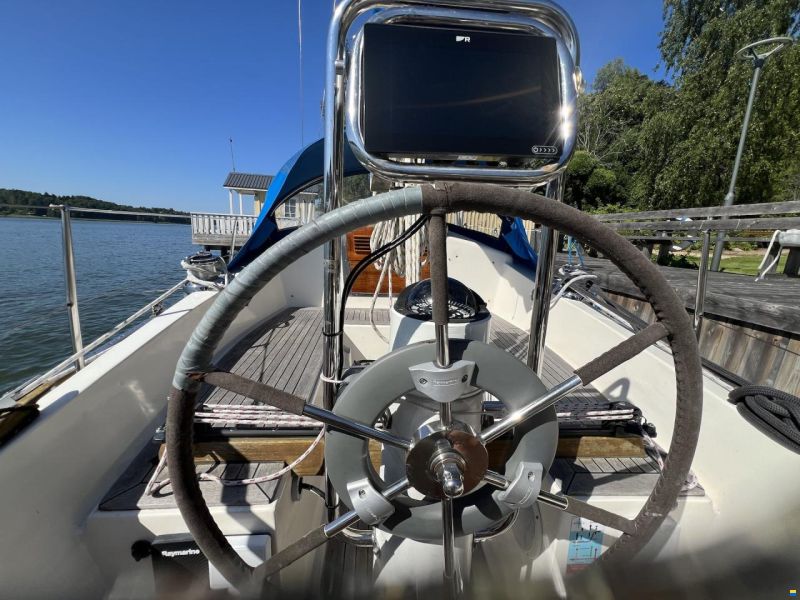 Nautors Swan 37