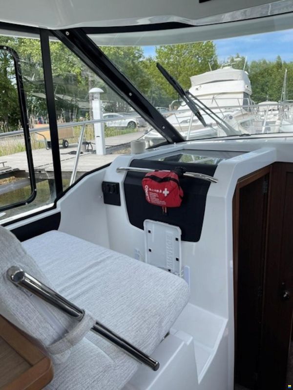 Jeanneau Merry Fisher 895