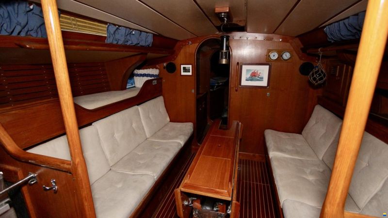 Nautors Swan 371