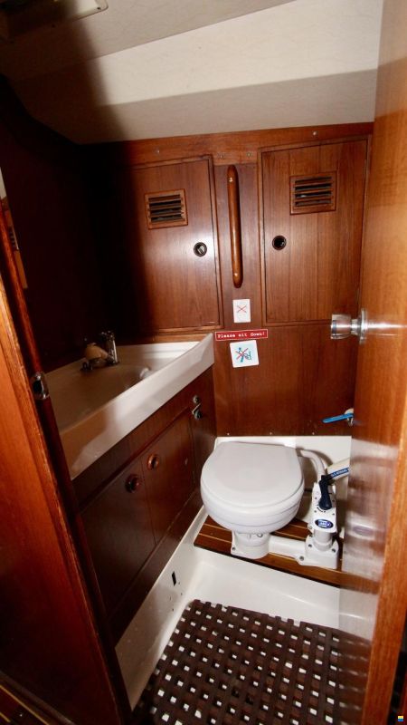 Nautors Swan 371