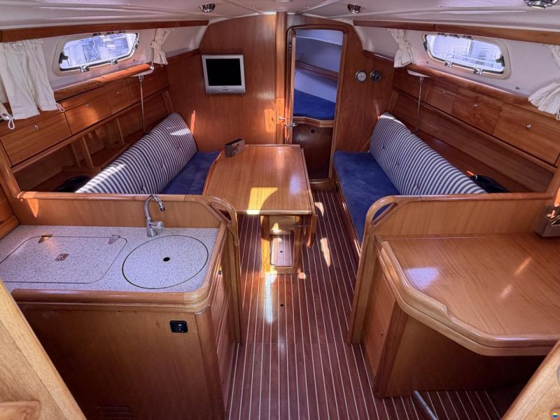 Bavaria Cruiser 30