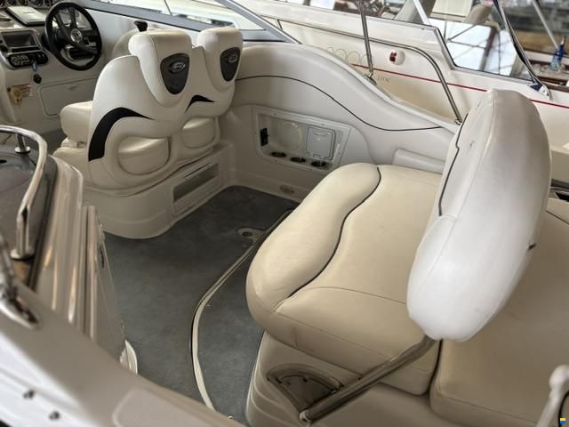 Crownline 250 CR, Bj. 2007 bei Yachtagentur Döring