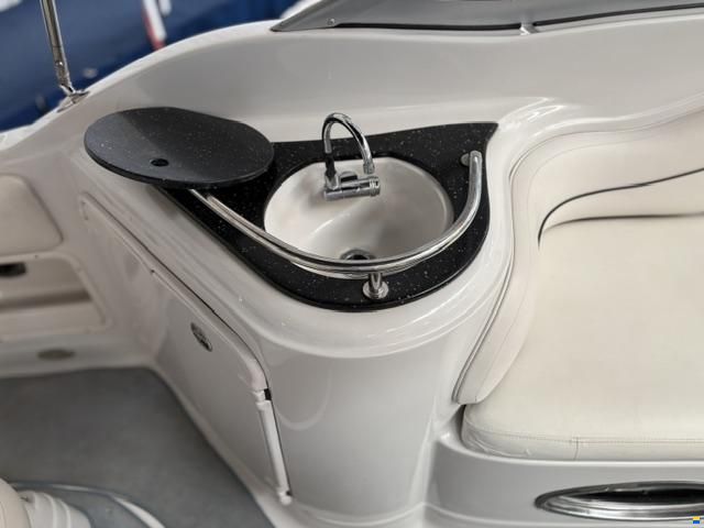 Crownline 250 CR, Bj. 2007 bei Yachtagentur Döring