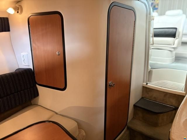 Crownline 250 CR, Bj. 2007 bei Yachtagentur Döring