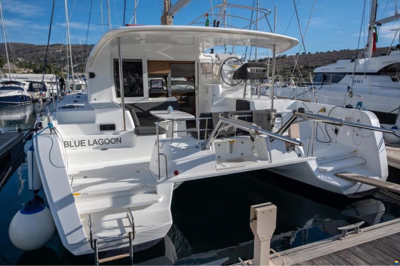 Lagoon 40