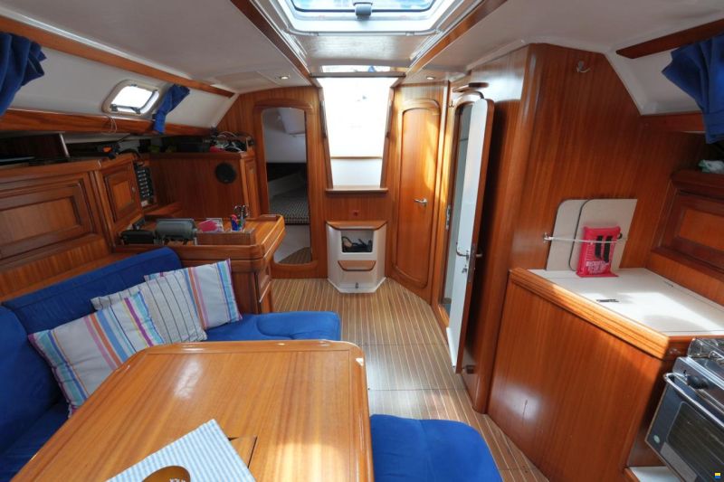 Dufour 38 Classic
