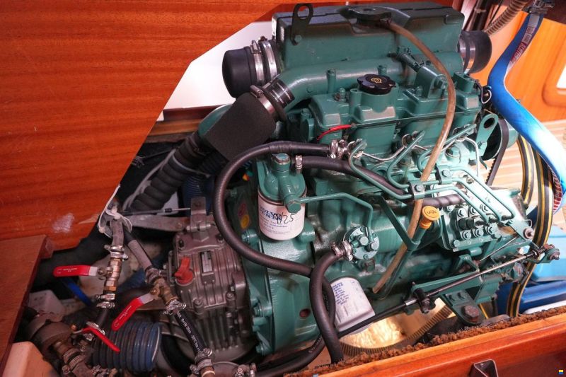 Dufour 38 Classic