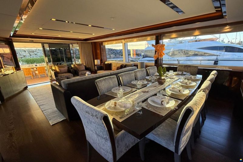 Princess 32M