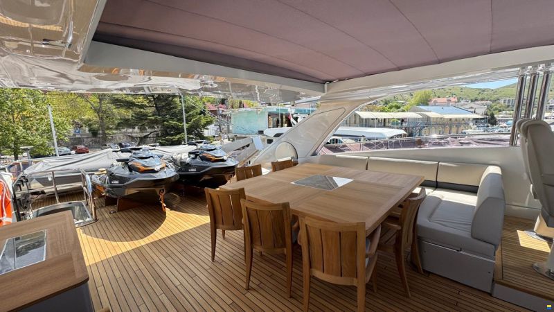 Princess 32M