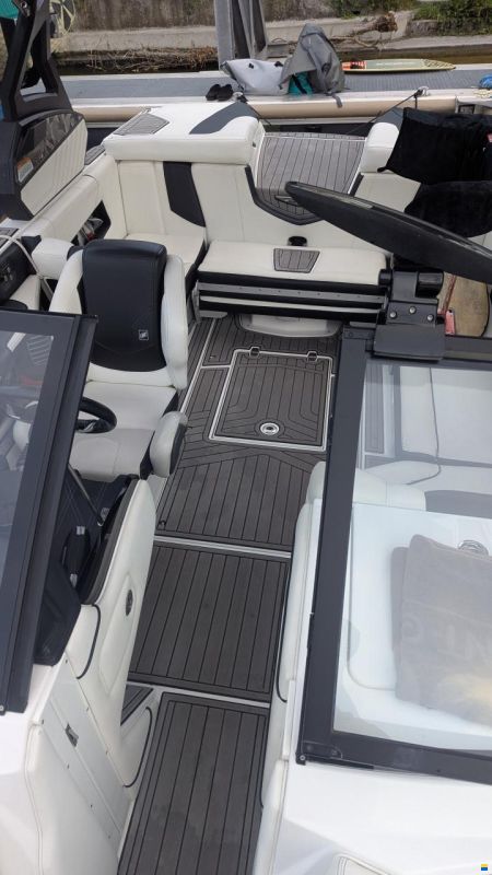 Nautique G21