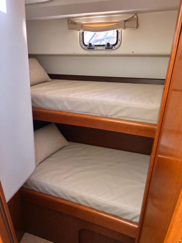Beneteau Antares 30