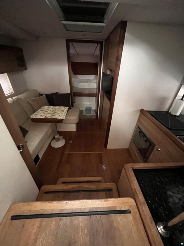 Sealine 35HT