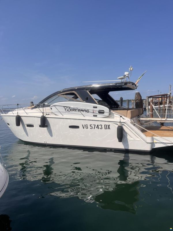 Sealine 35HT