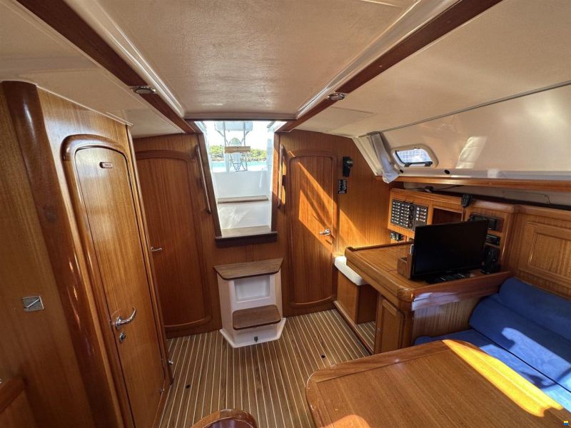 Dufour 36 CLASSIC