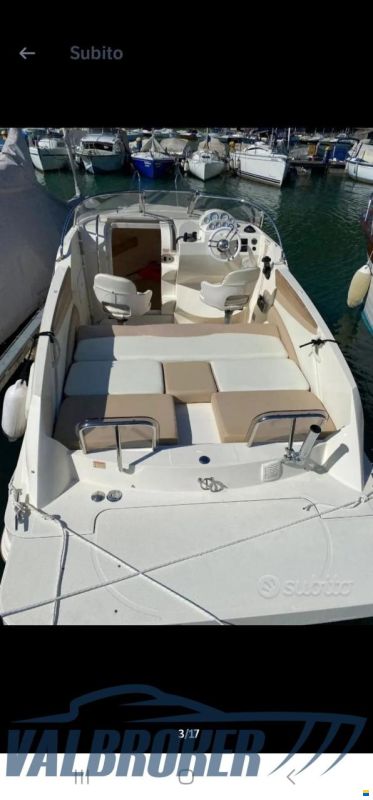 Quicksilver Activ 640 Cabin