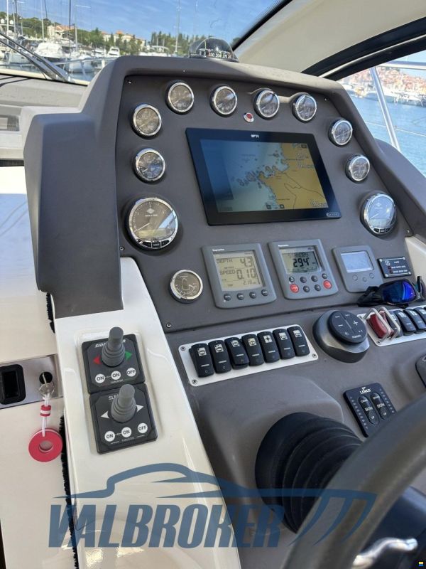 Azimut Atlantis 48