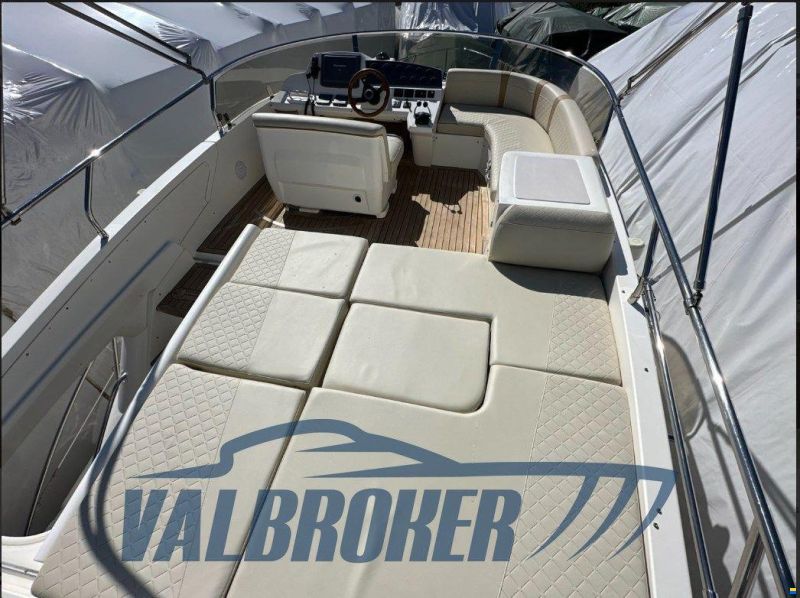 Sealine F 42/5