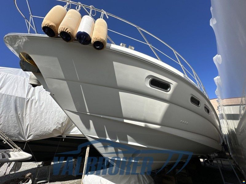 Sealine F 42/5