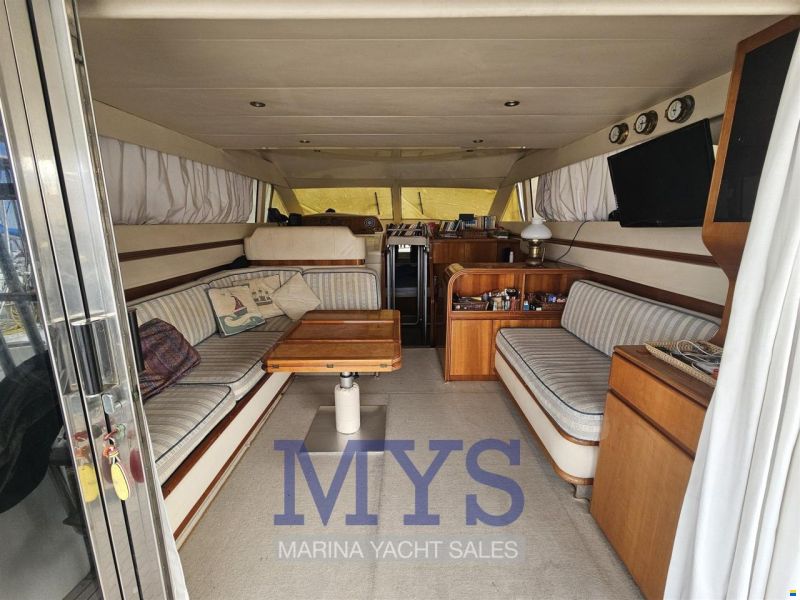 Azimut 43