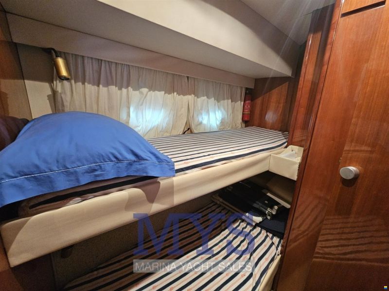 Azimut 43