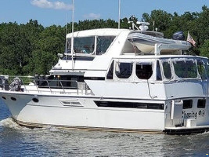 Californian 48 Sundeck