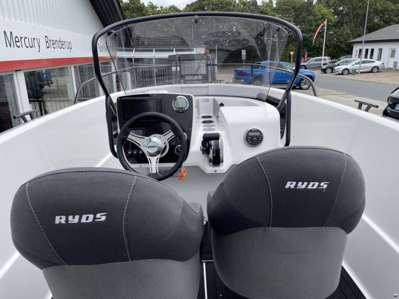 Ryds 630VI Mid-C - F115 Mercury-EFI 2,1L og 2