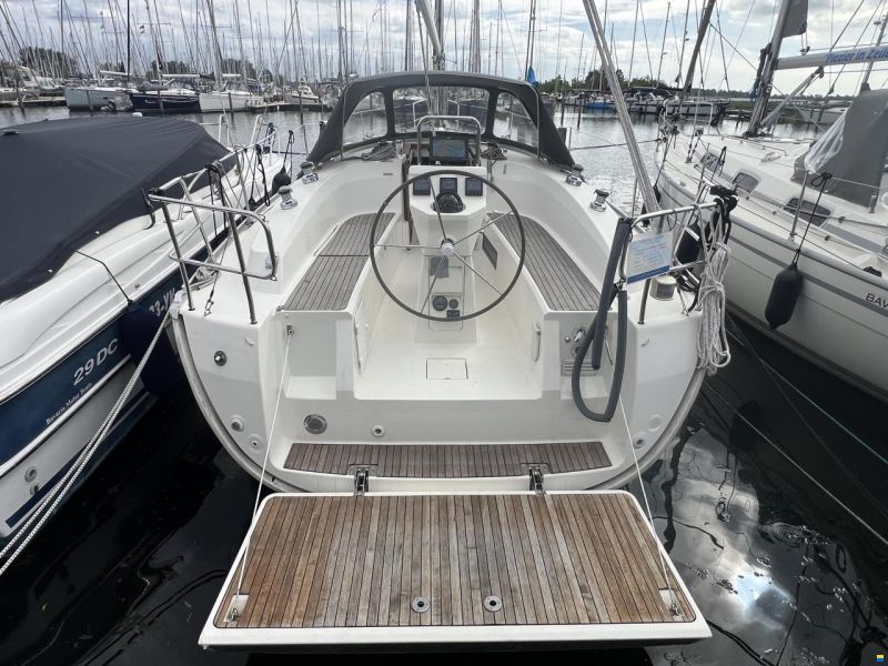 Bavaria Cruiser 32